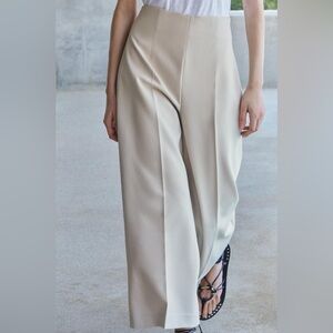 ZARA Crème Wide-Leg Trousers/Culottes - NWT